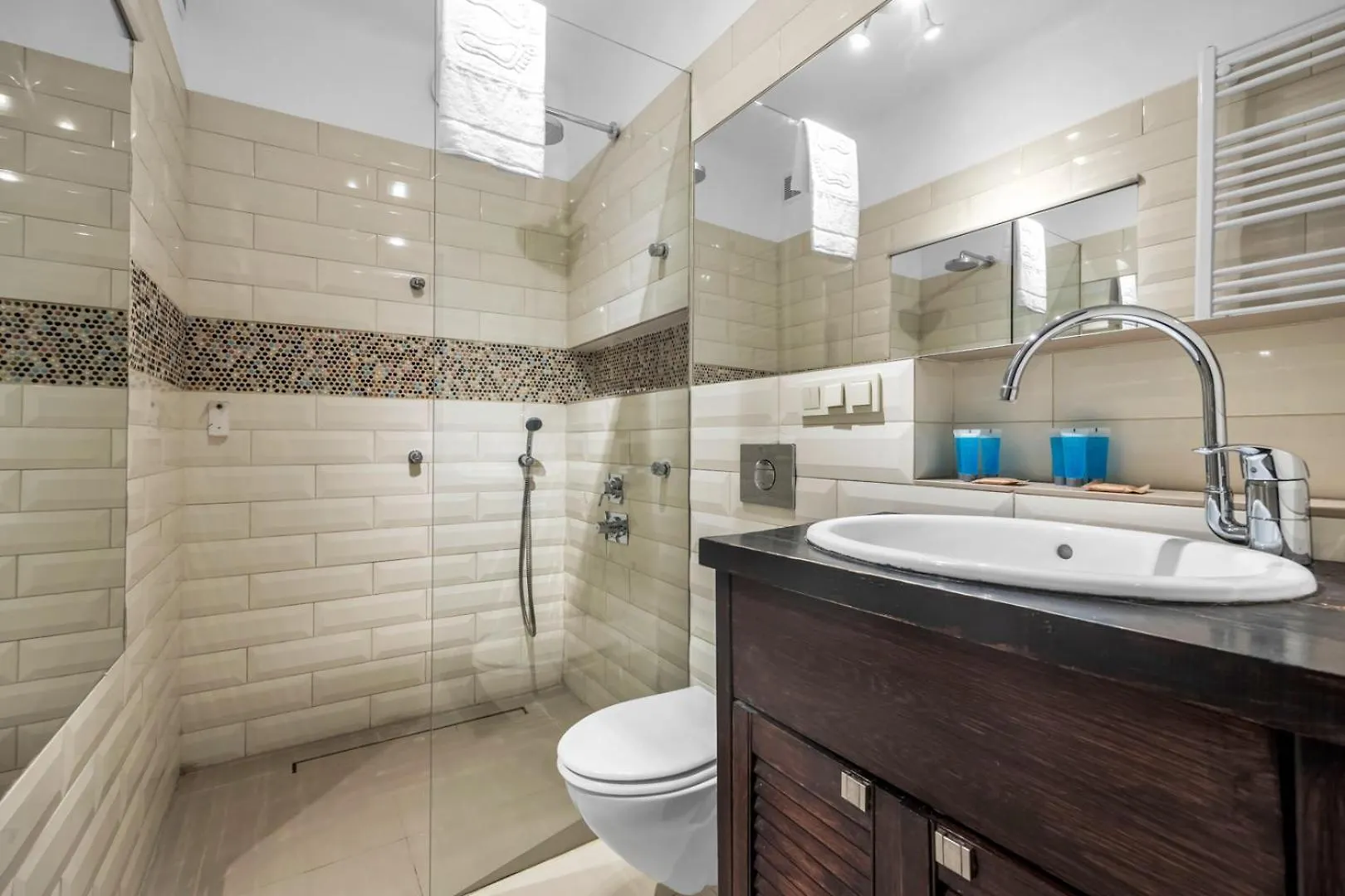 Metro Politechnika 3-Bedroom Apartment Warsaw 0*,