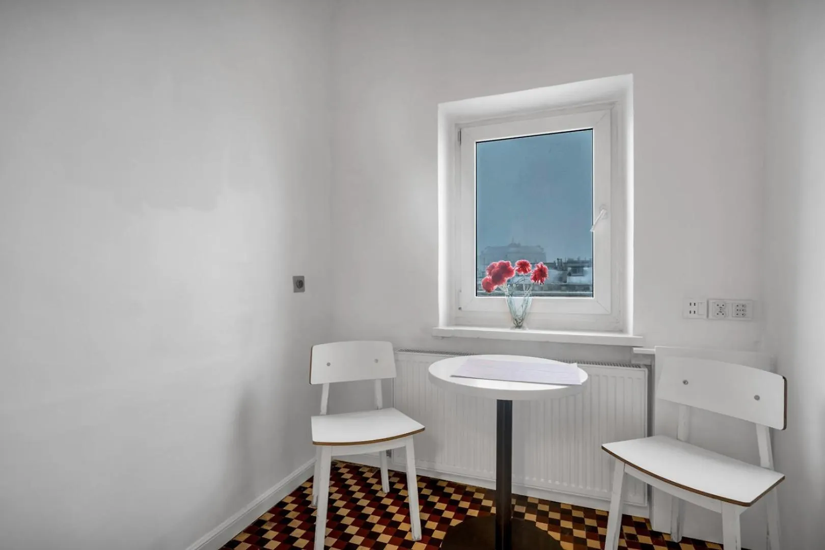 Metro Politechnika 3-Bedroom Apartment Warsaw
